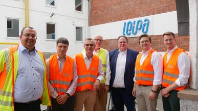 Politischer Dialog mit MdB Moser bei LEIPA in Schrobenhausen: Energiekostenstruktur und Bürokratie als beherrschende Themen in der Papier- und Verpackungsbranche