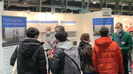 Papierindustrie auf Stuzubi-Messe in München