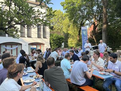 BayPapier-Netzwerkgrillen wieder ein voller Erfolg