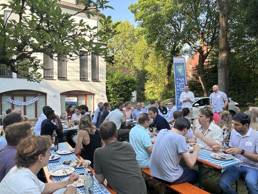 BayPapier-Netzwerkgrillen wieder ein voller Erfolg